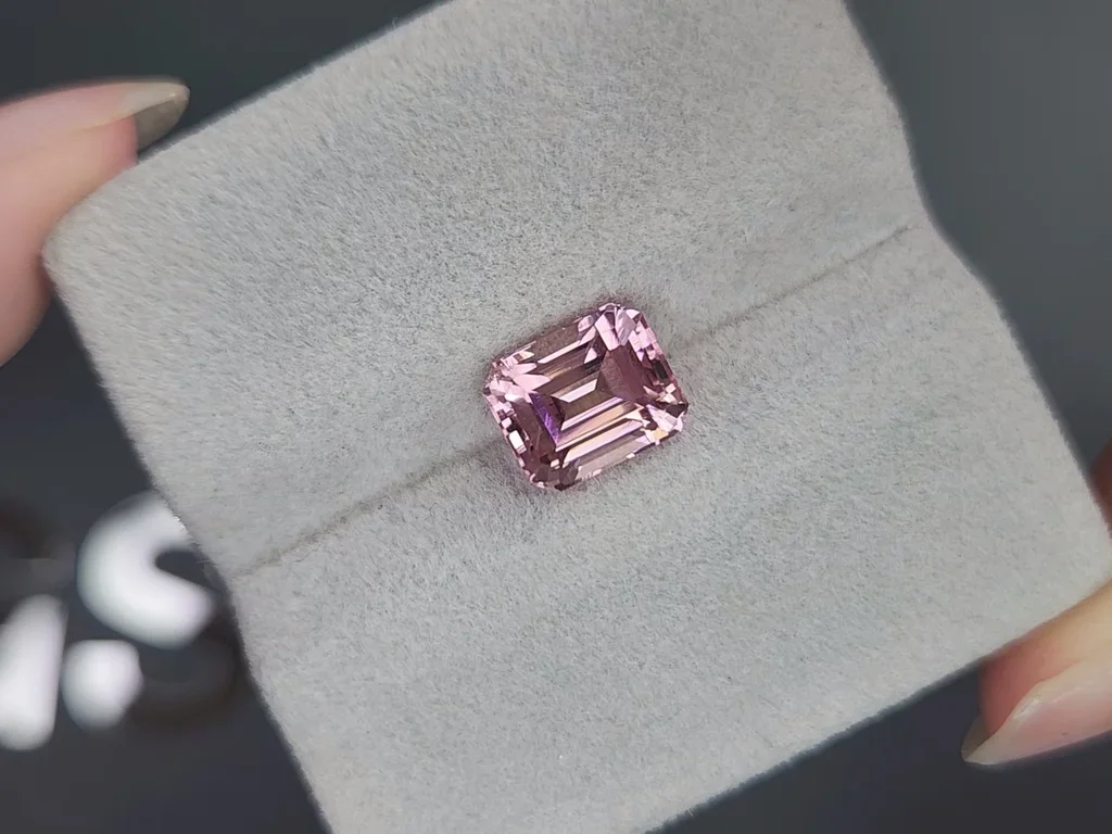 Турмалин Baby Pink в огранке октагон 2,91 карата, Афганистан Изображение №4