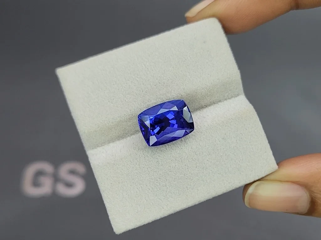 Танзанит в огранке кушон 7,65 карат, Танзания Изображение №4