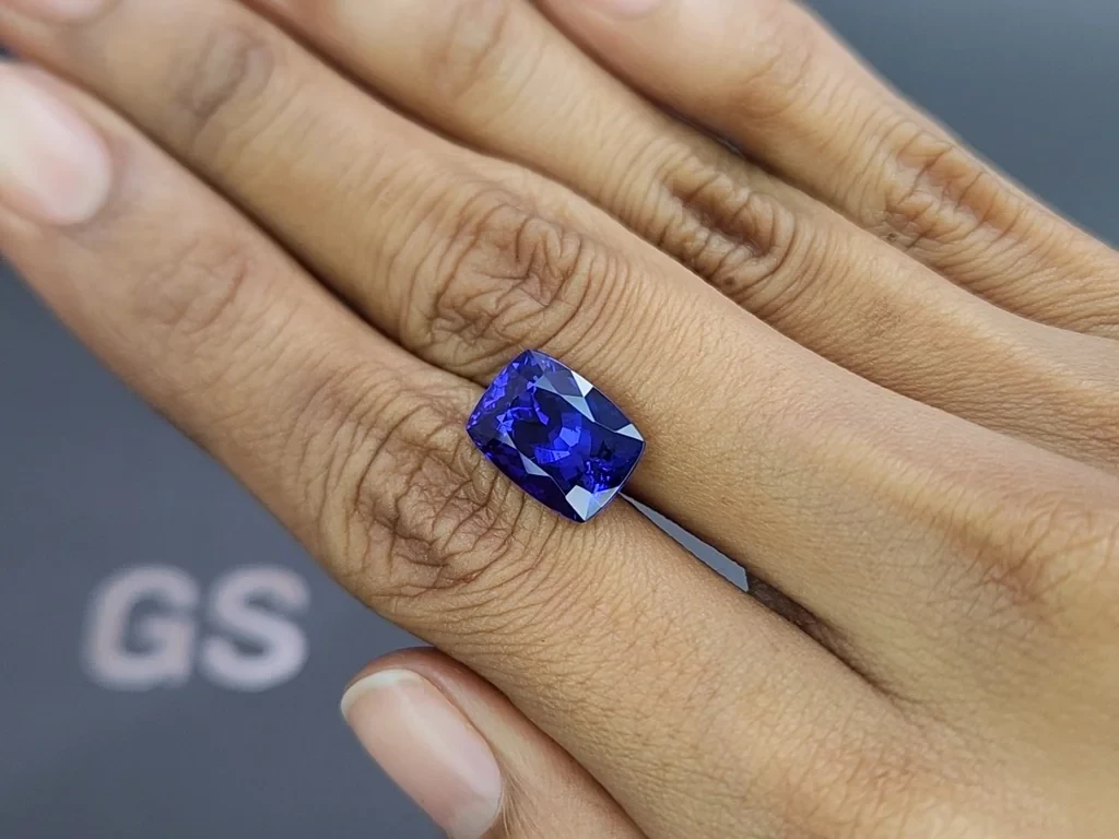 Танзанит в огранке кушон 7,65 карат, Танзания Изображение №2