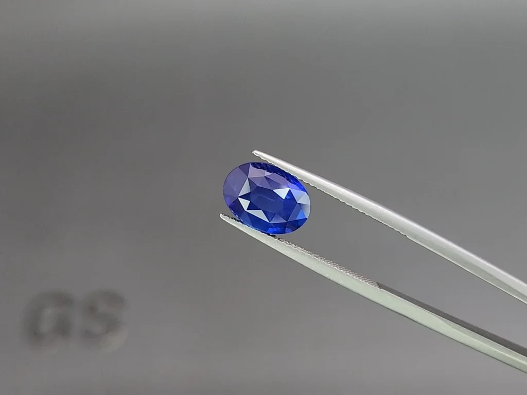 Сет сапфиров Royal Blue  в огранке овал 10,56 карат, Шри-Ланка Изображение №3