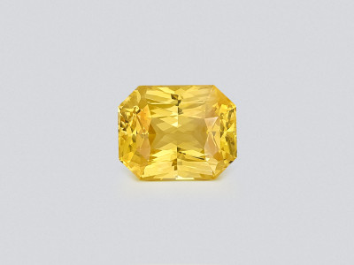 Негретый сапфир цвета Golden в огранке радиант 10.20 карат, Шри-Ланка photo