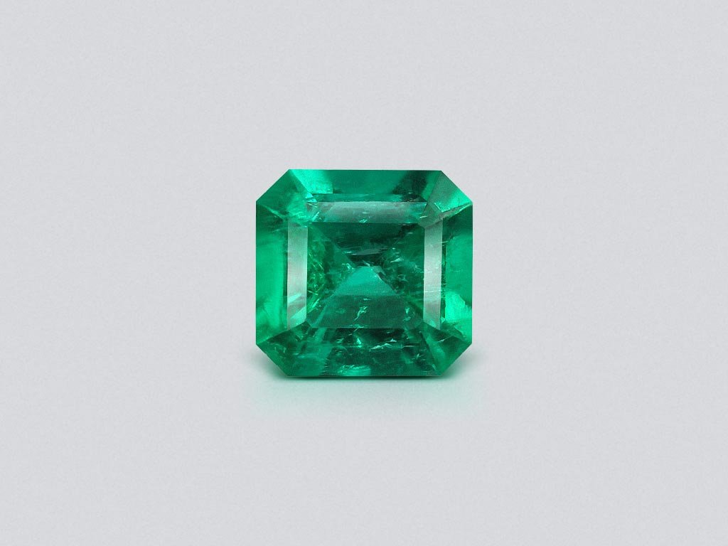 Яркий Muzo Green изумруд из Колумбии 1,15 карат Изображение №1