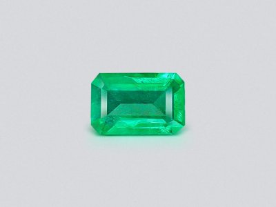 Изумруд цвета Vivid Green в огранке октагон 1,85 карат, Замбия photo
