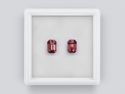 Пары красных турмалинов рубеллитов 1-3 карат, Нигерия photo