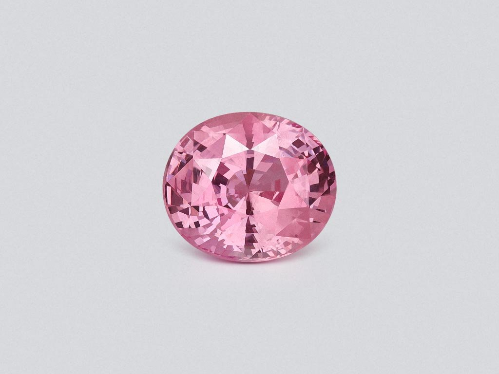 Негретый сапфир Baby Pink в огранке овал 2,06 карата, Мадагаскар Изображение №1