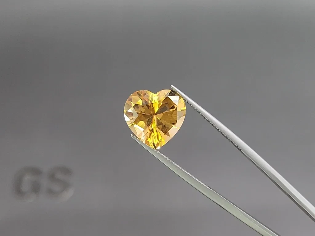 Цитрин в высокоточной огранке сердце 6,16 карат, Африка Изображение №3