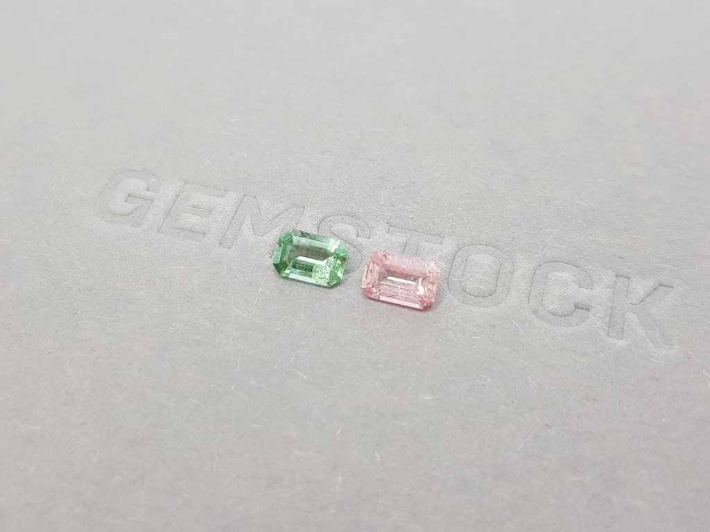 Контрастная пара розового и зеленого турмалина в огранке октагон 0,98 карат Изображение №3