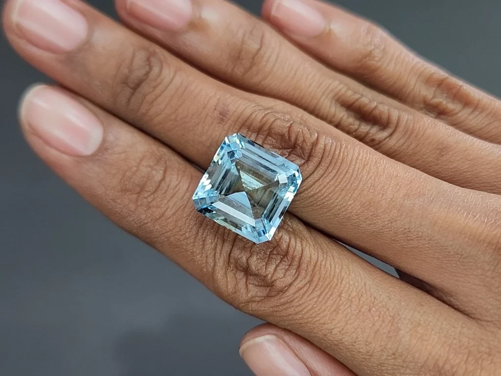 Аквамарин в огранке ашер 12,85 карат, Мадагаскар Изображение №2