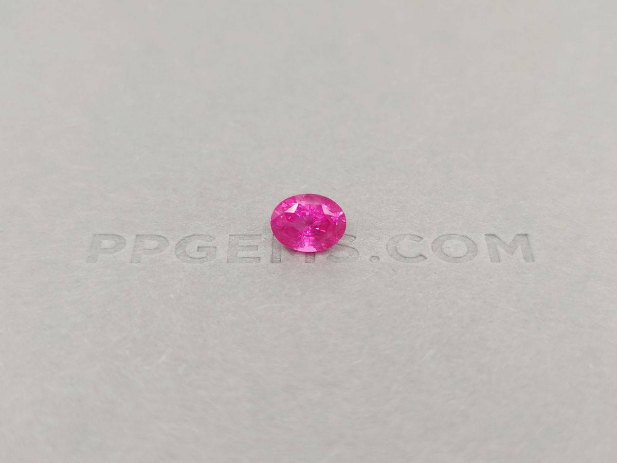 Шпинель Махенге неонового розового цвета 2,07 карата фото №1