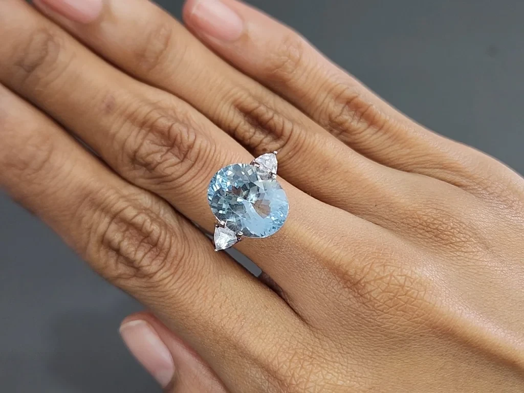 Аквамарин в огранке овал 7,03 карат, Мадагаскар Изображение №5