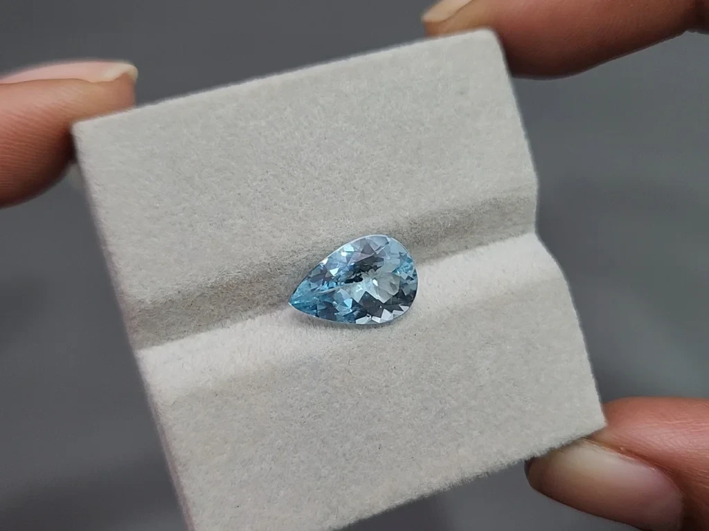 Аквамарин в огранке груша 2,70 карат, Мадагаскар Изображение №4