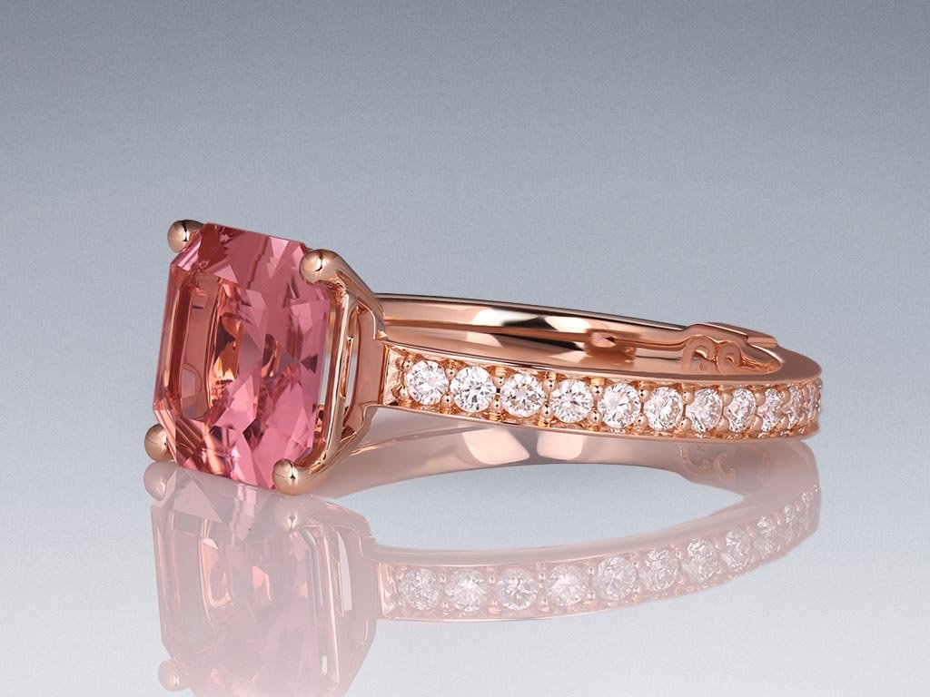 Кольцо с розовым турмалином 2,00 карата и бриллиантами в розовом золоте 750 пробы Изображение №3