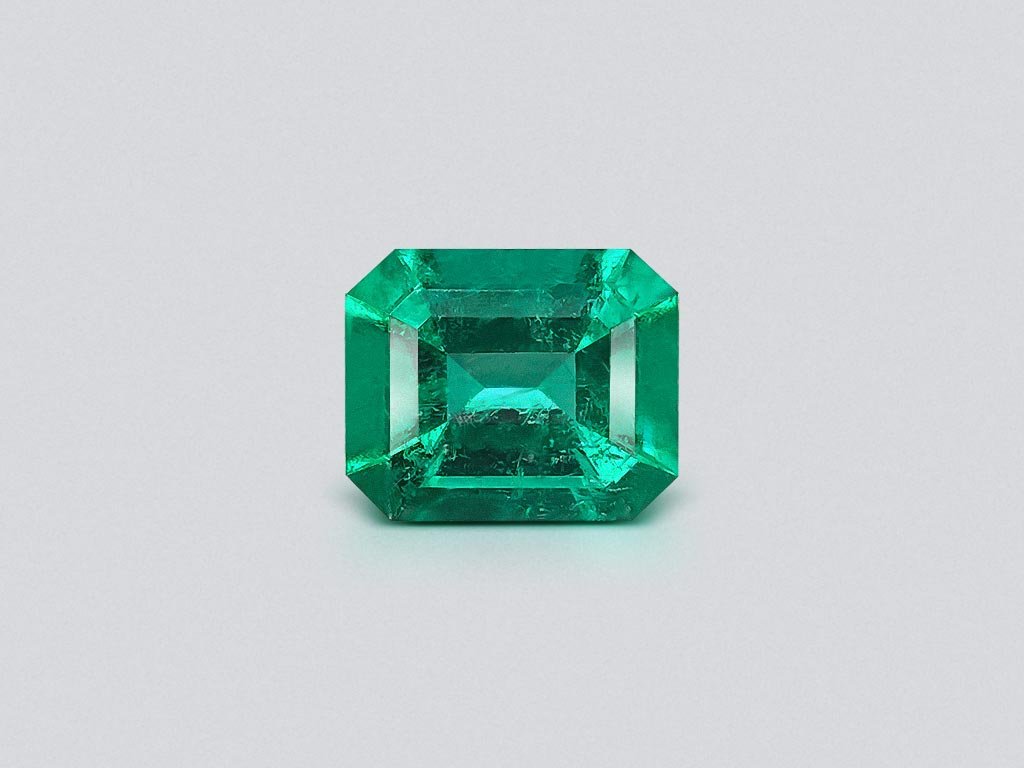 Изумруд цвета Vivid Green 1,14 карат, Колумбия Изображение №1
