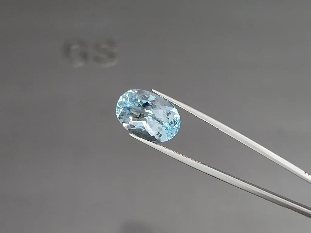 Аквамарин в огранке овал 12,76 карат, Мадагаскар Изображение №3