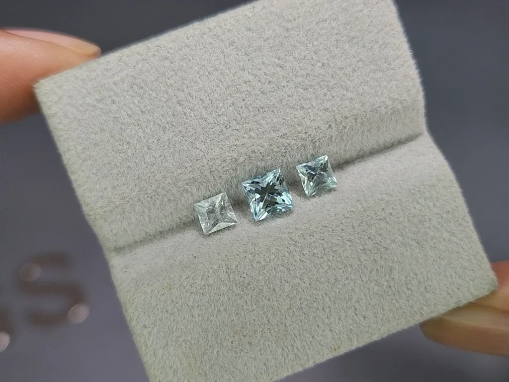 Сет аквамаринов в огранке принцесса 1,19 карат, Мадагаскар Изображение №5