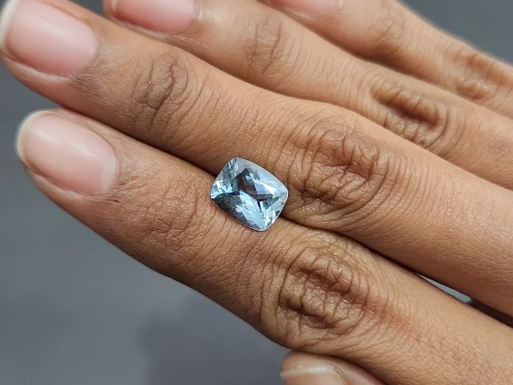 Аквамарин в огранке кушон 3,09 карат, Мадагаскар  Изображение №2