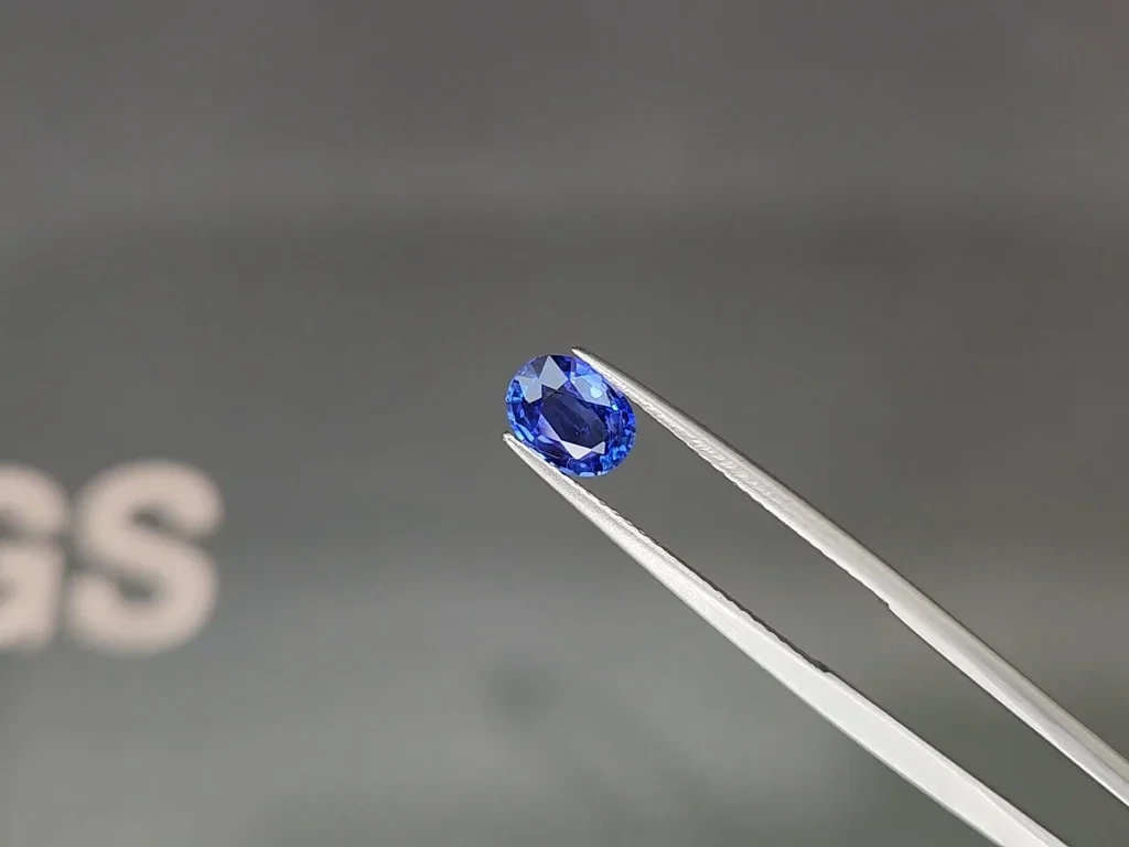 Сапфир Royal Blue в огранке овал 1,19 карат, Шри-Ланка  Изображение №3