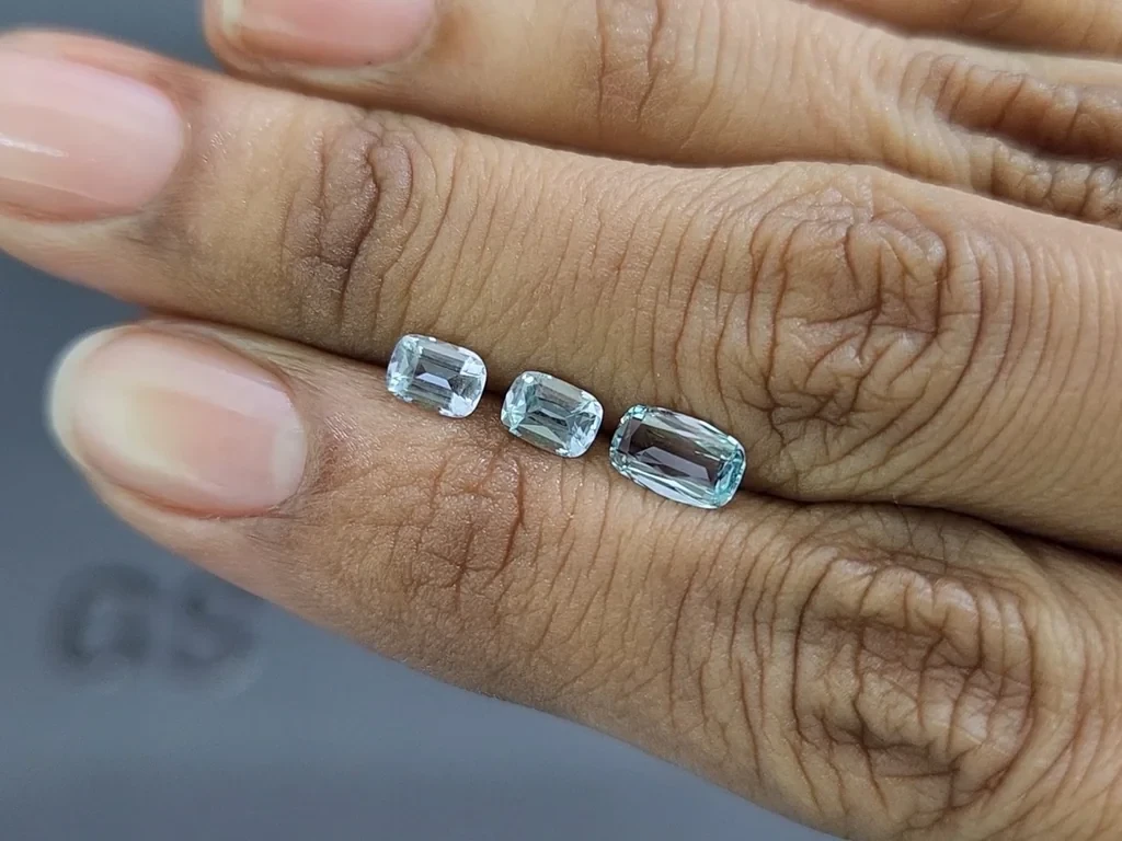 Сет аквамаринов в огранке кушон 1.22 карат, Мадагаскар Изображение №2