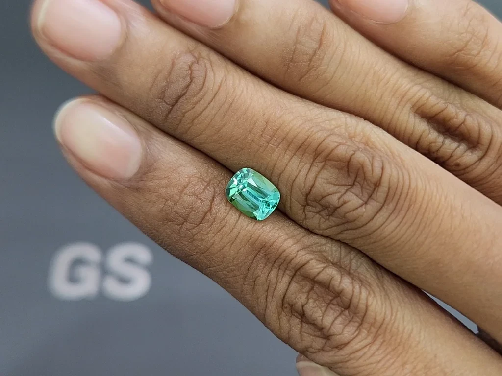 Турмалин в огранке кушон 1,46 карат, Африка Изображение №2