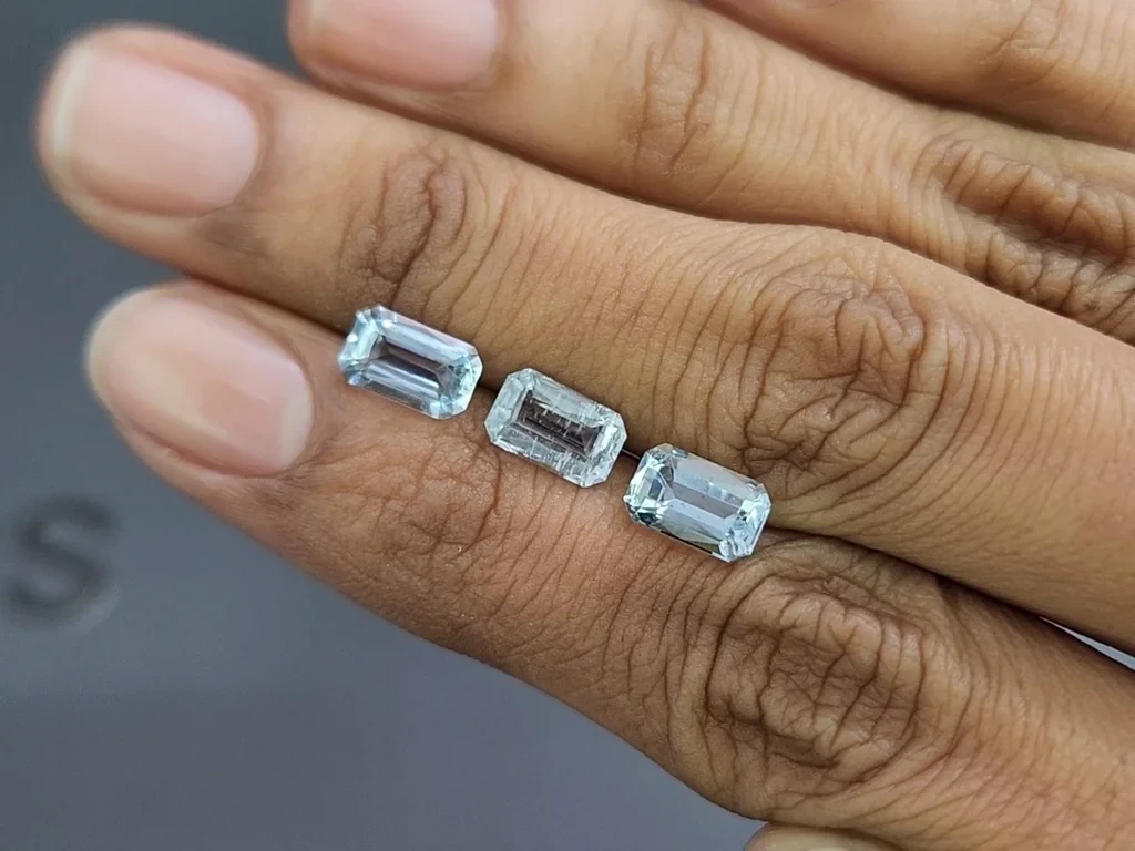 Сет аквамаринов в огранке октагон 3,32 карат, Мадагаскар Изображение №2