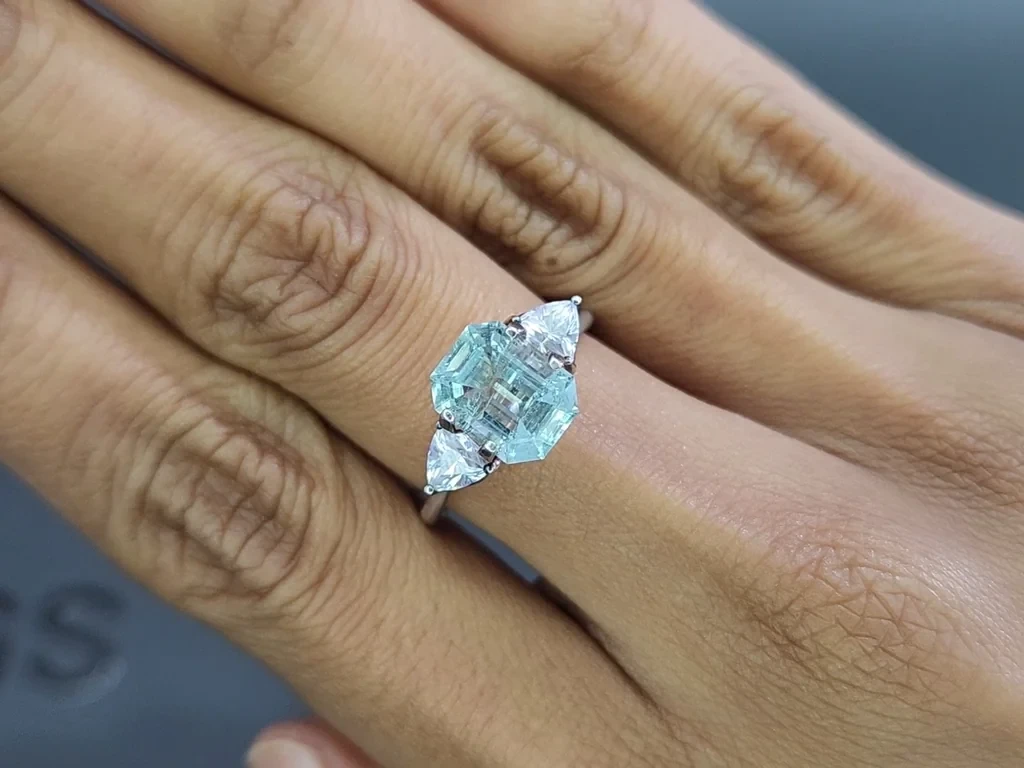 Аквамарин в огранке октагон 2,44 карат, Мадагаскар  Изображение №5