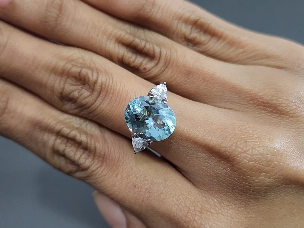 Аквамарин в огранке овал 4,84 карат, Мадагаскар Изображение №5