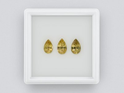 Сет из негретых желтых сапфиров в огранке груша 2,98 карата, Мадагаскар photo