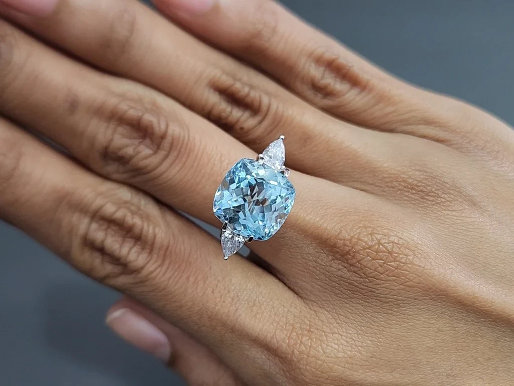 Аквамарин в огранке кушон 8,14 карат, Мадагаскар  Изображение №5