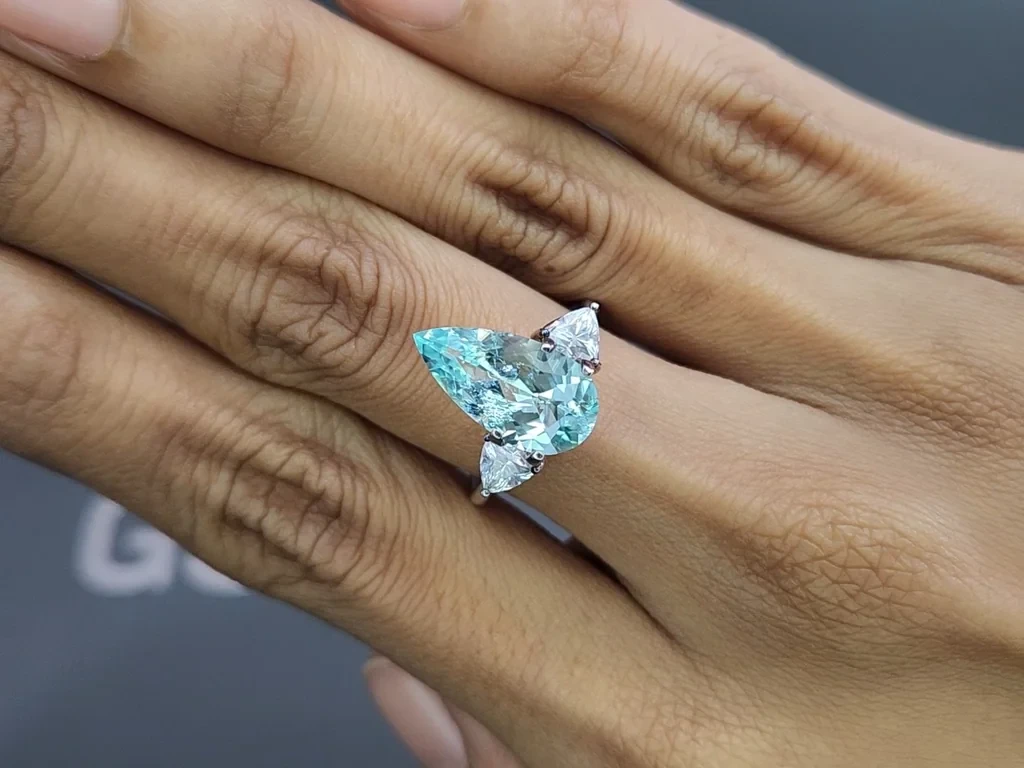 Турмалин Параиба в огранке груша 3,23 карата, Африка Изображение №5