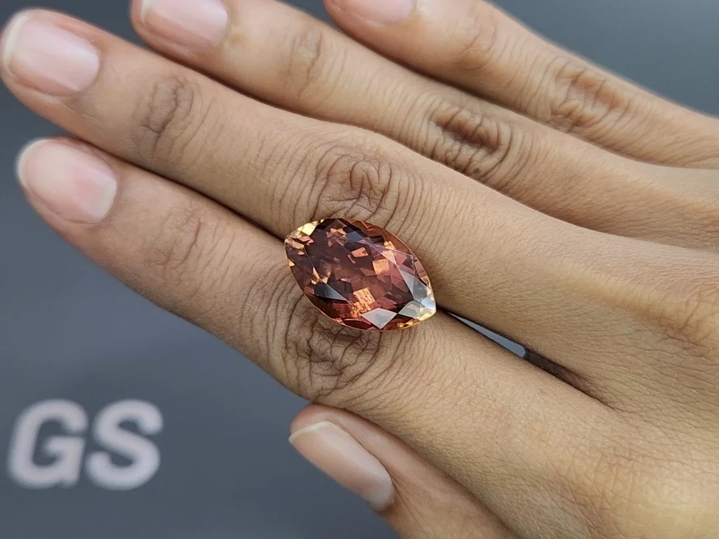 Оранжево-розовый турмалин в огранке маркиз 14,50 карат, Африка Изображение №2