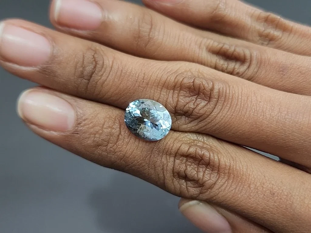 Аквамарин в огранке овал 4,83 карат, Мадагаскар  Изображение №2