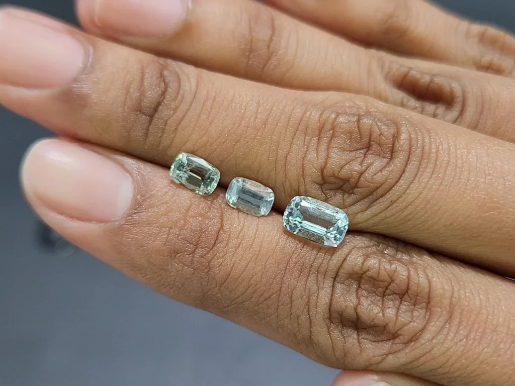 Сет аквамаринов в огранке кушон 2,35 карат, Мадагаскар Изображение №1