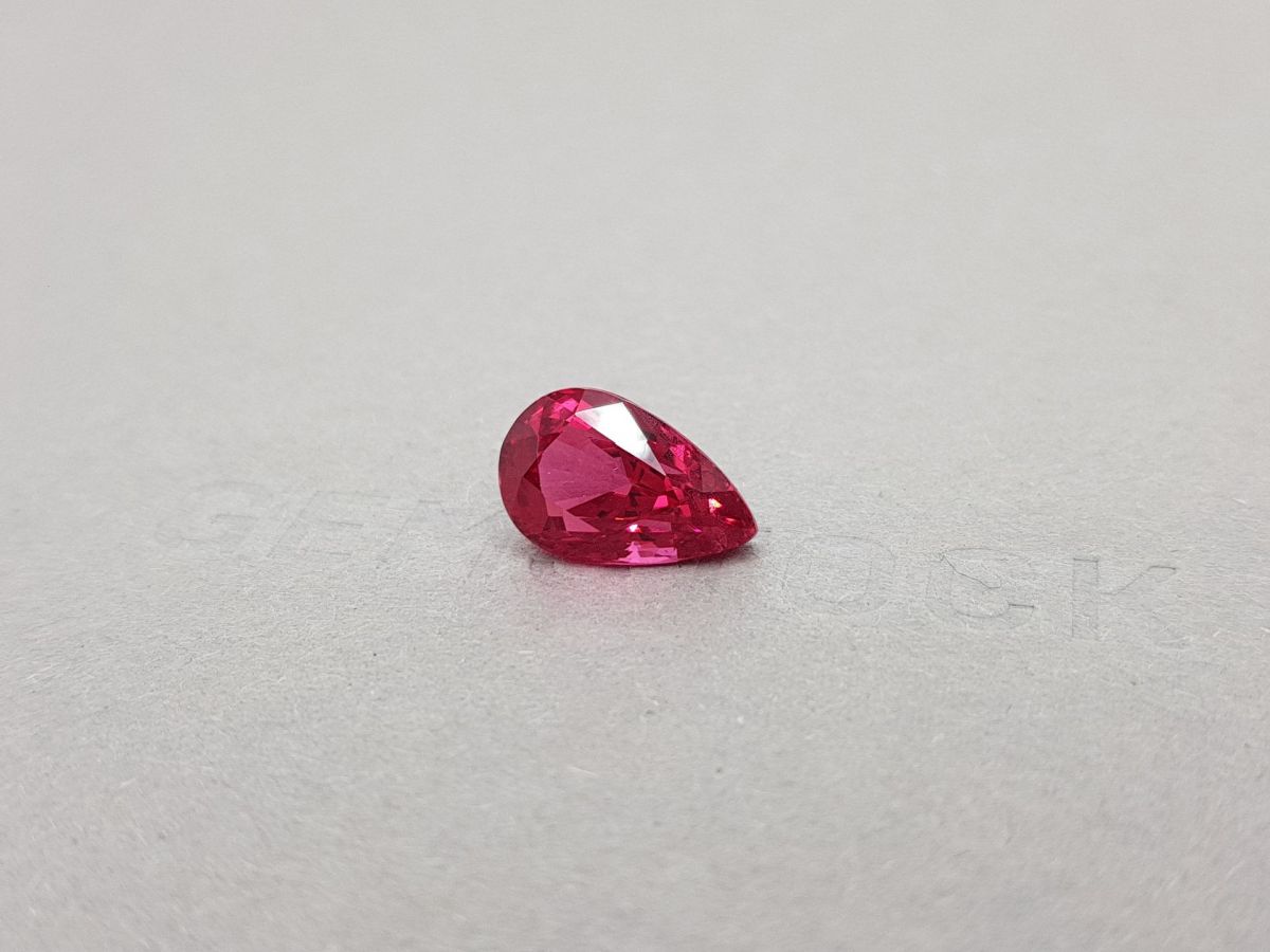 Уникальная розово-красная шпинель в огранке груша 5,62 карата, Махенге фото №3