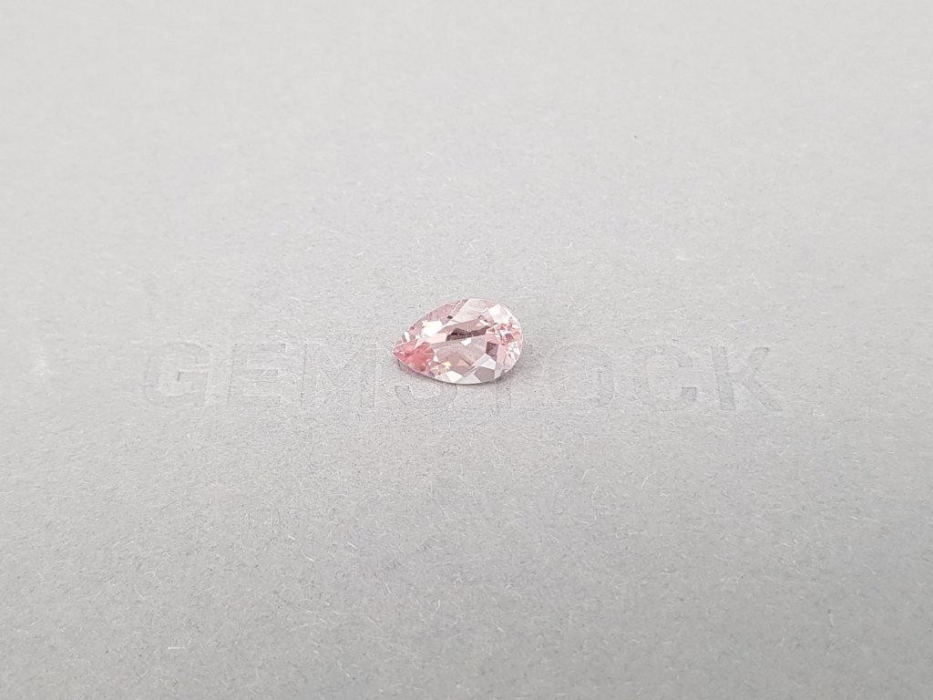 Розовый морганит в огранке груша 1,88 карата, Африка Изображение №1