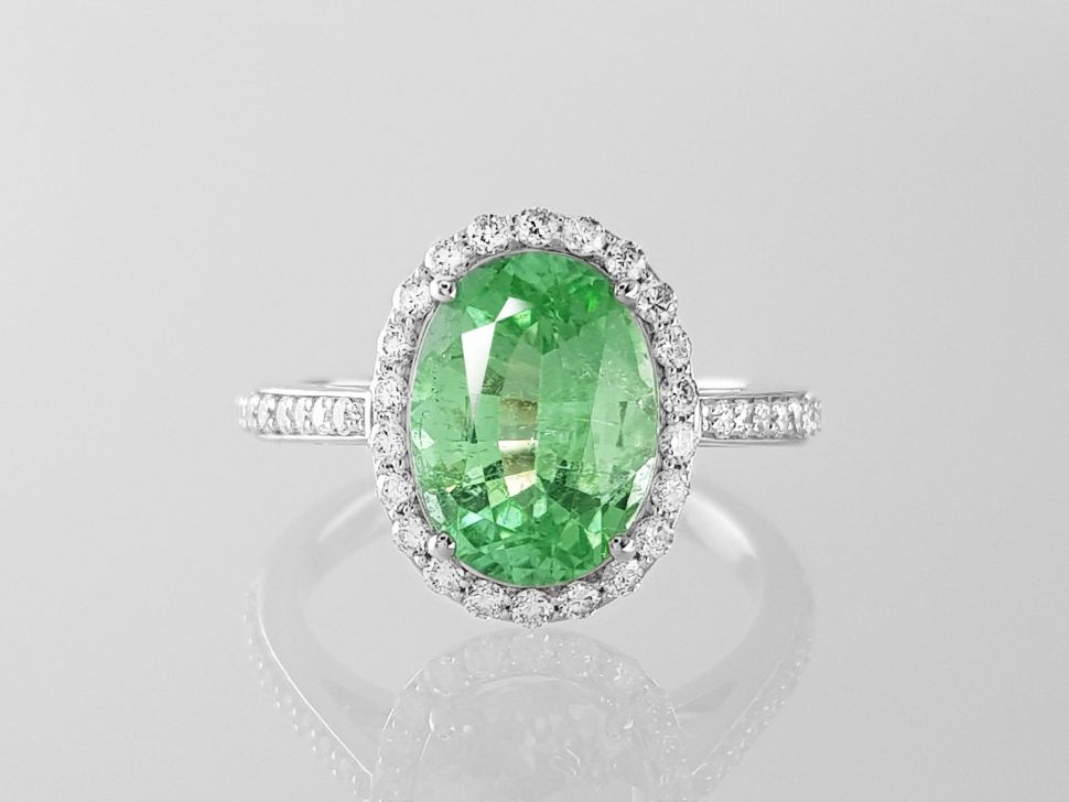 Кольцо с неоново-зеленой Параибой 2,79 карат и бриллиантами в белом золоте 750 пробы Изображение №1