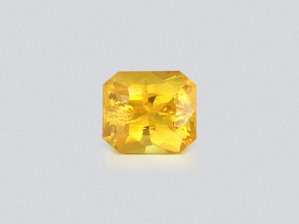 Сапфир Vivid Yellow в огранке радиант 1,64 карат, Шри-Ланка Изображение №1