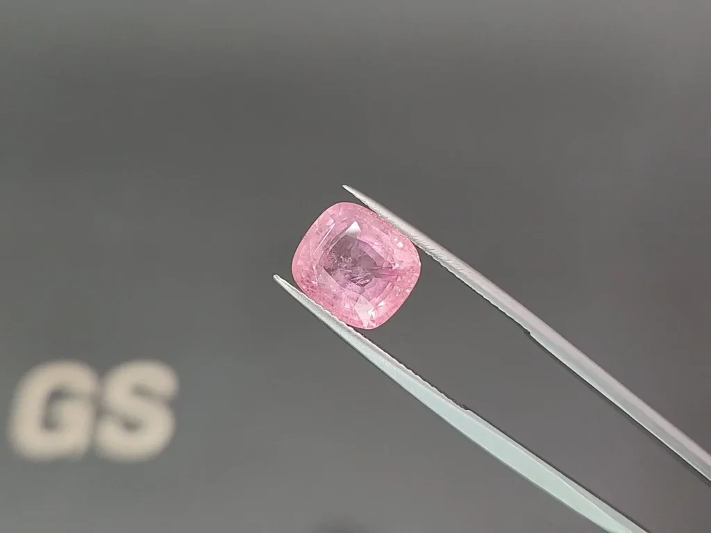 Негретый сапфир Падпараджа в огранке кушон 7,15 карат, Шри-Ланка Изображение №3