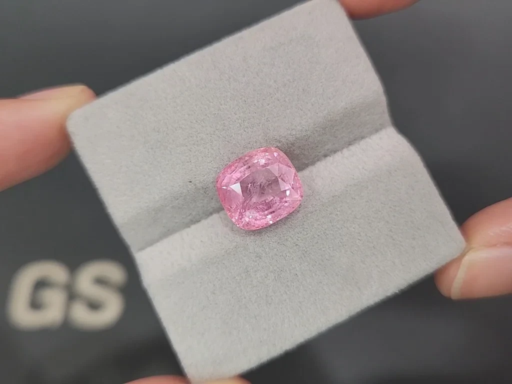 Негретый сапфир Падпараджа в огранке кушон 7,15 карат, Шри-Ланка Изображение №4