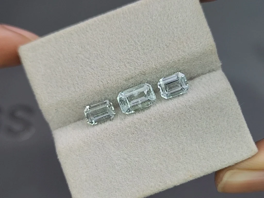 Сет аквамаринов в огранке октагон 2,63 карат, Мадагаскар Изображение №4