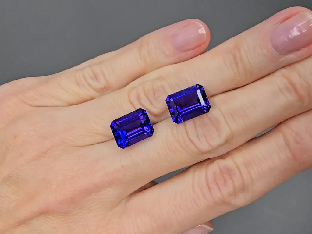 Сет из танзанитов цвета Royal Blue в огранке октагон 25,86 карат, Танзания Изображение №5
