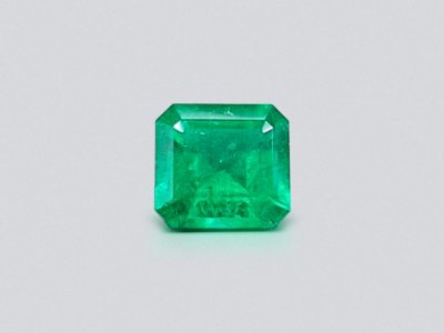Колумбийский изумруд Muzo Green в огранке ашер 1,85 карат photo