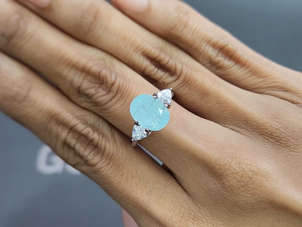 Сахарный голубой турмалин Параиба в огранке овал 3,19 карат, Мозамбик Изображение №5