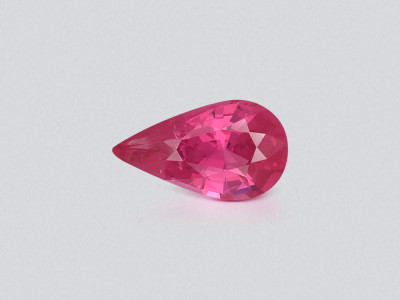 Шпинель Махенге Vibrant pink в огранке груша 3,15 карата, Танзания photo