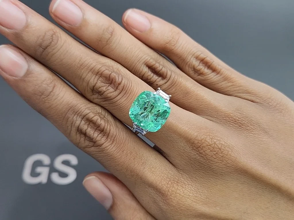 Изумруд в огранке октагон 8,81 карат, Колумбия Изображение №5