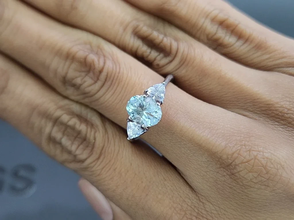 Аквамарин в огранке овал 1,49 карат, Мадагаскар  Изображение №5