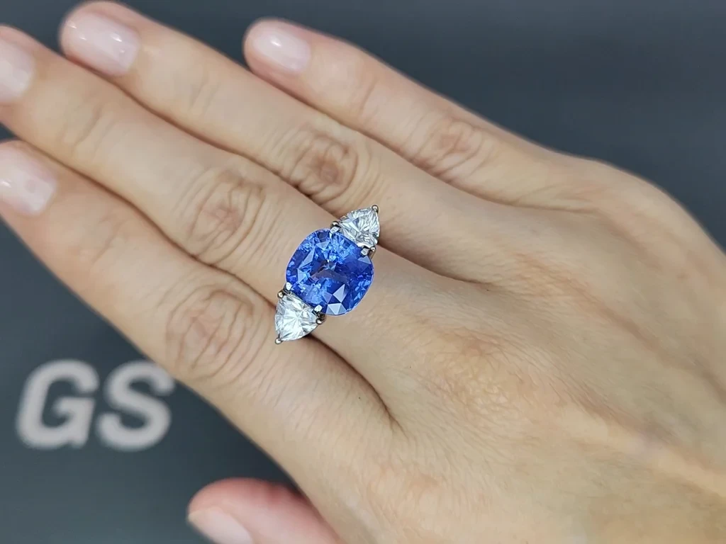 Синий сапфир в огранке кушон 6,07 карат, Шри-Ланка Изображение №5