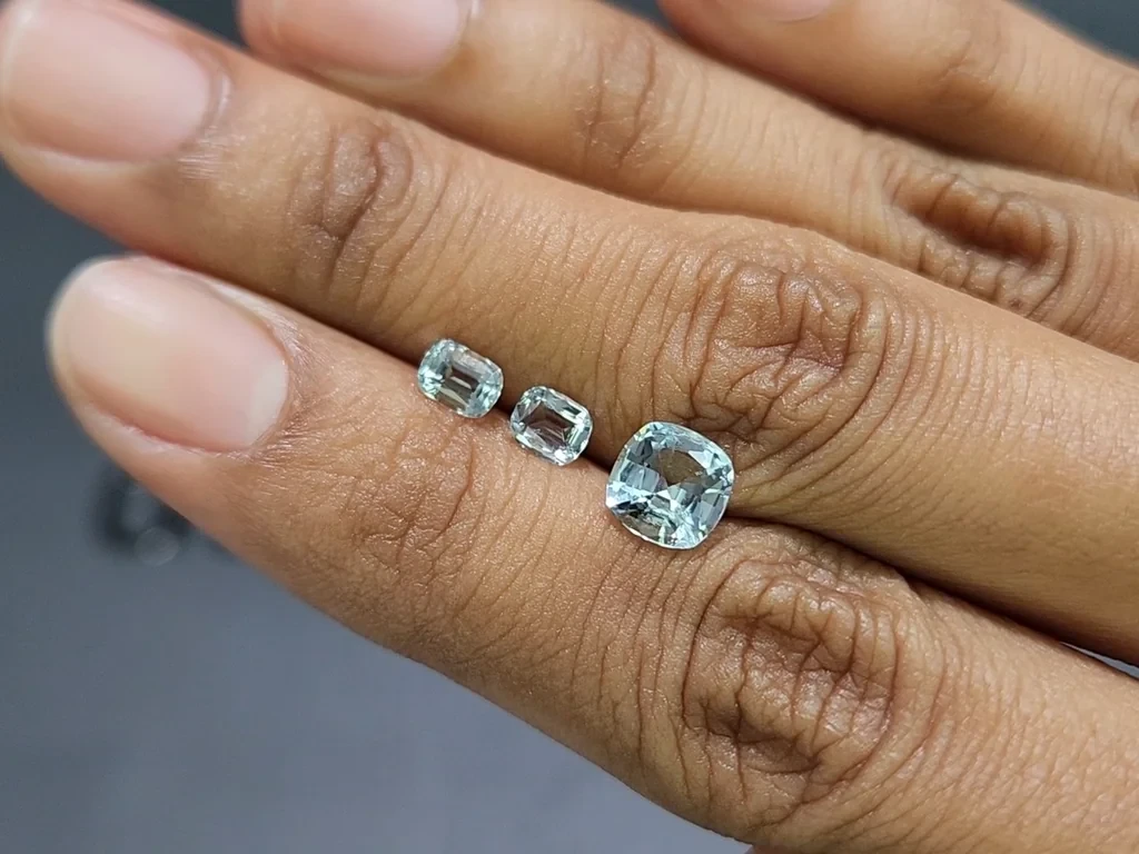 Сет аквамаринов в огранке кушон 1,82 карат, Мадагаскар Изображение №2