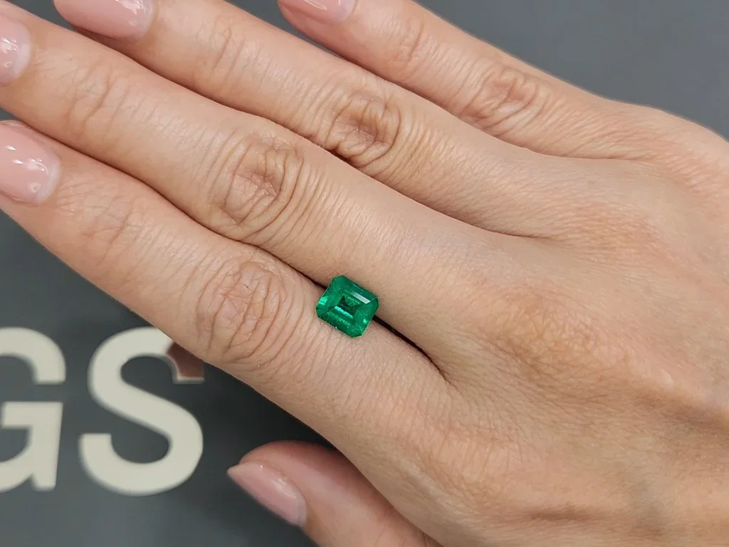 Изумруд 1,40 карат, Колумбия, Muzo Green Изображение №2