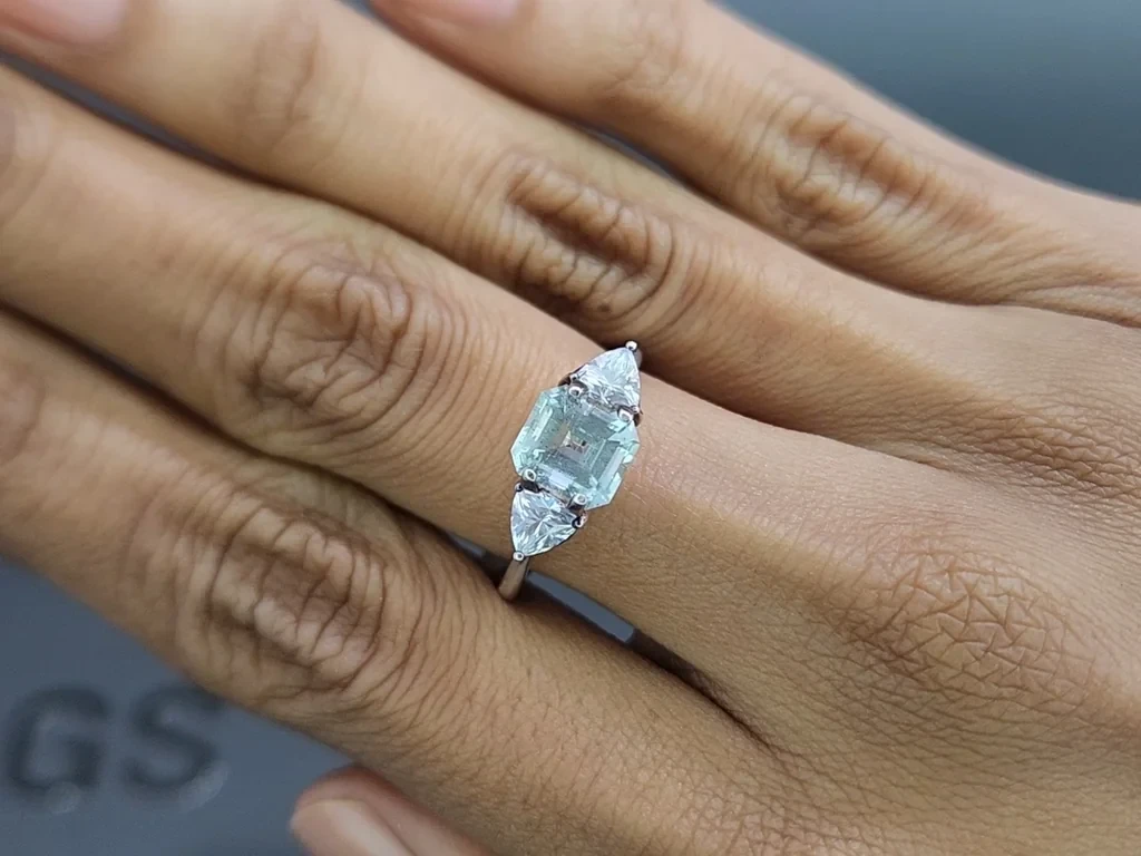 Аквамарин в огранке октагон 1,33 карат, Мадагаскар  Изображение №5