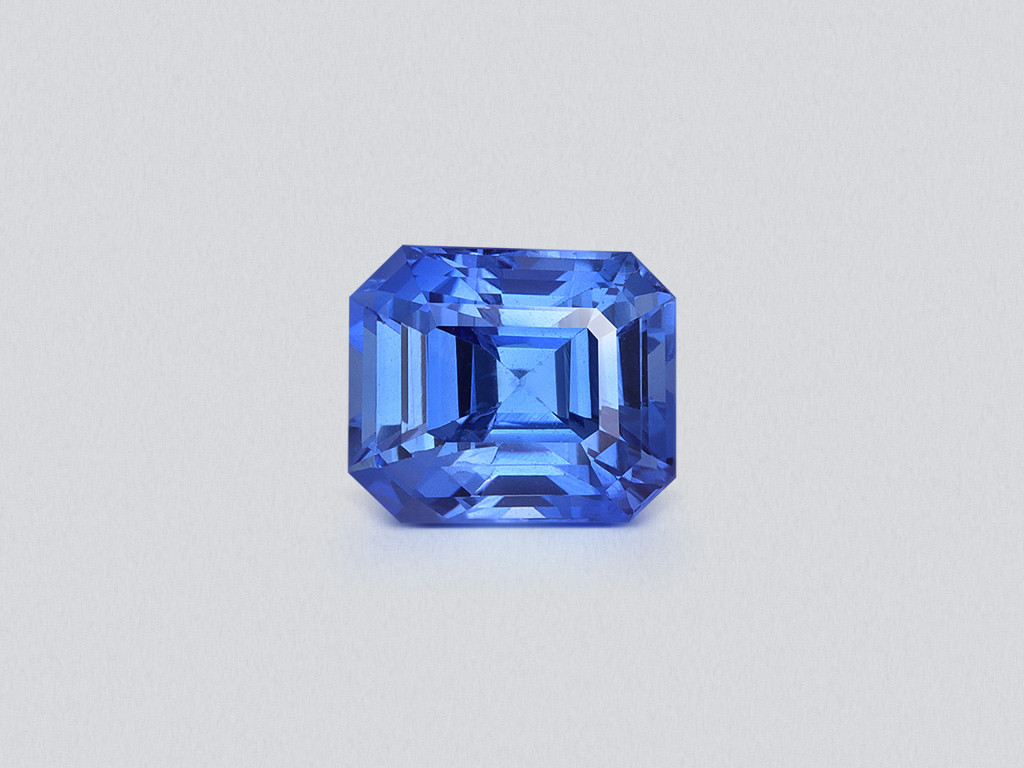 Сапфир Cornflower Blue в огранке октагон 2.01 карат, Шри-Ланка Изображение №1